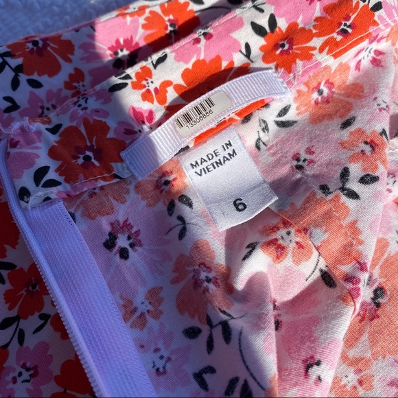 Yumi Kim 'Walk This Way' Retro Style Wide Leg Floral Jumpsuit - Picture 14 of 16